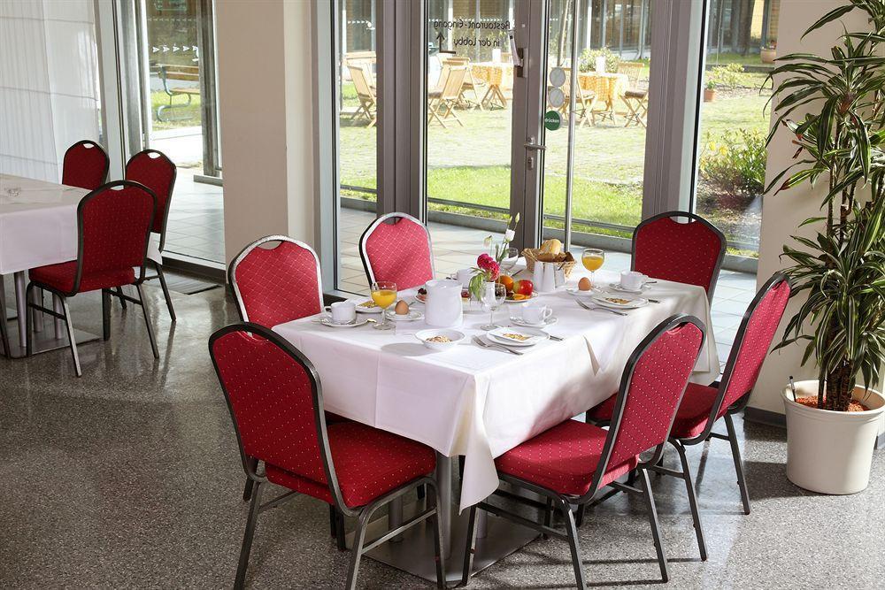 Vch Hotel Greifswald Extérieur photo