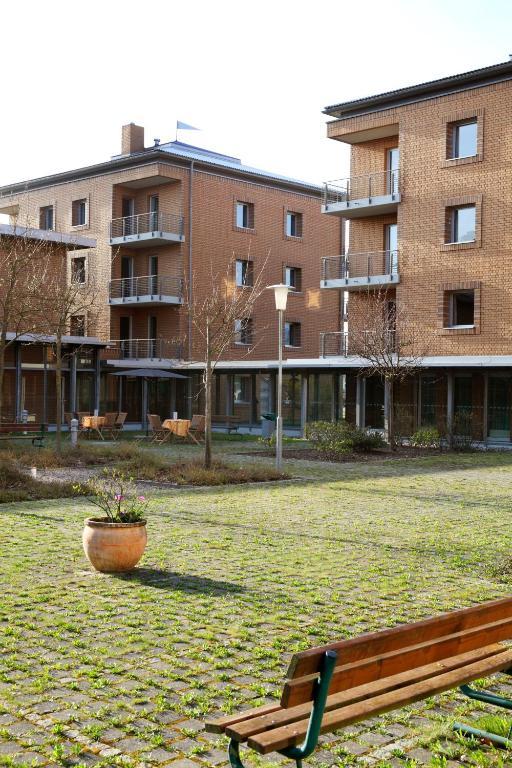 Vch Hotel Greifswald Extérieur photo