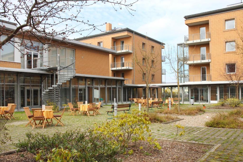 Vch Hotel Greifswald Extérieur photo