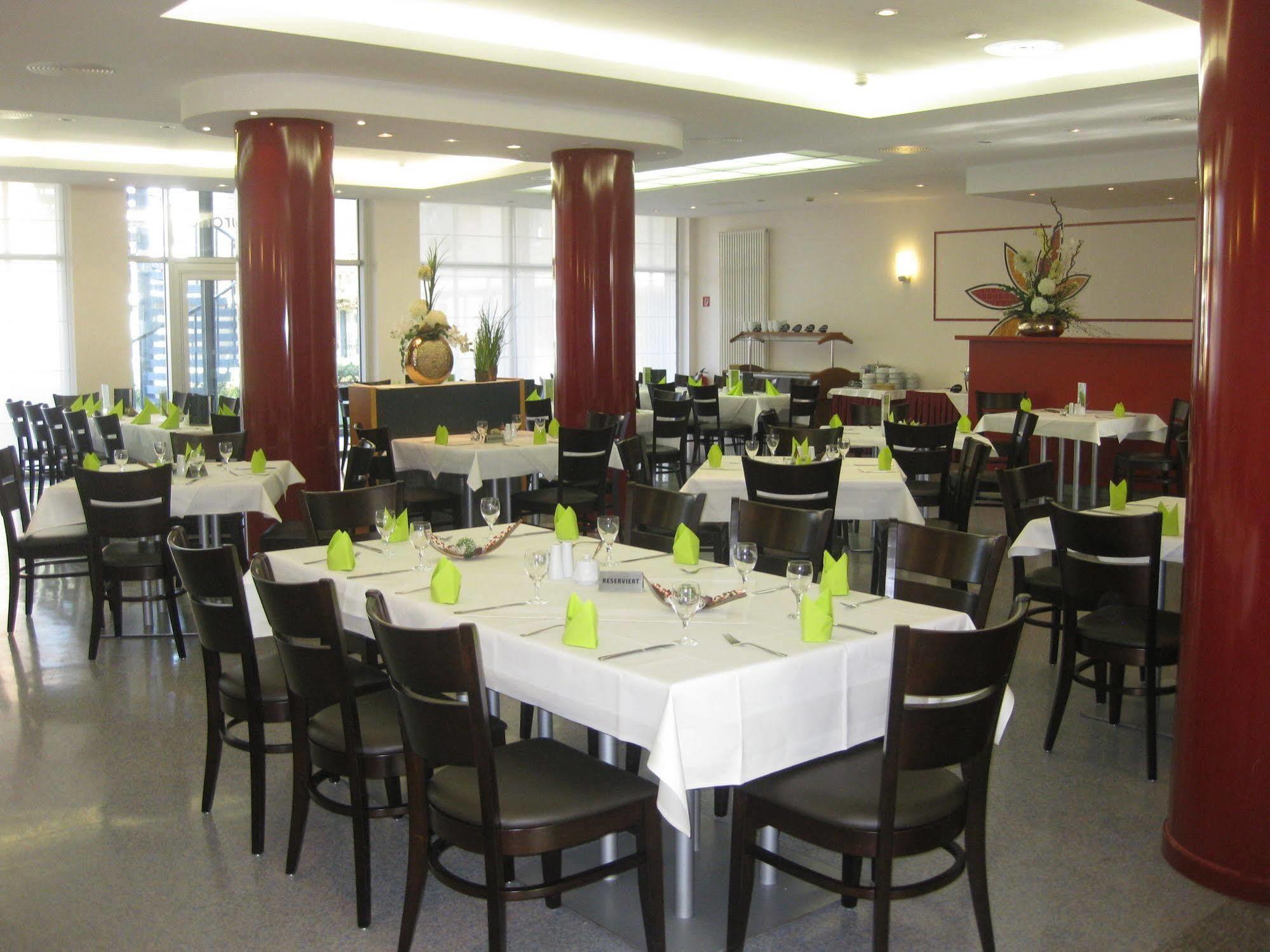 Vch Hotel Greifswald Extérieur photo