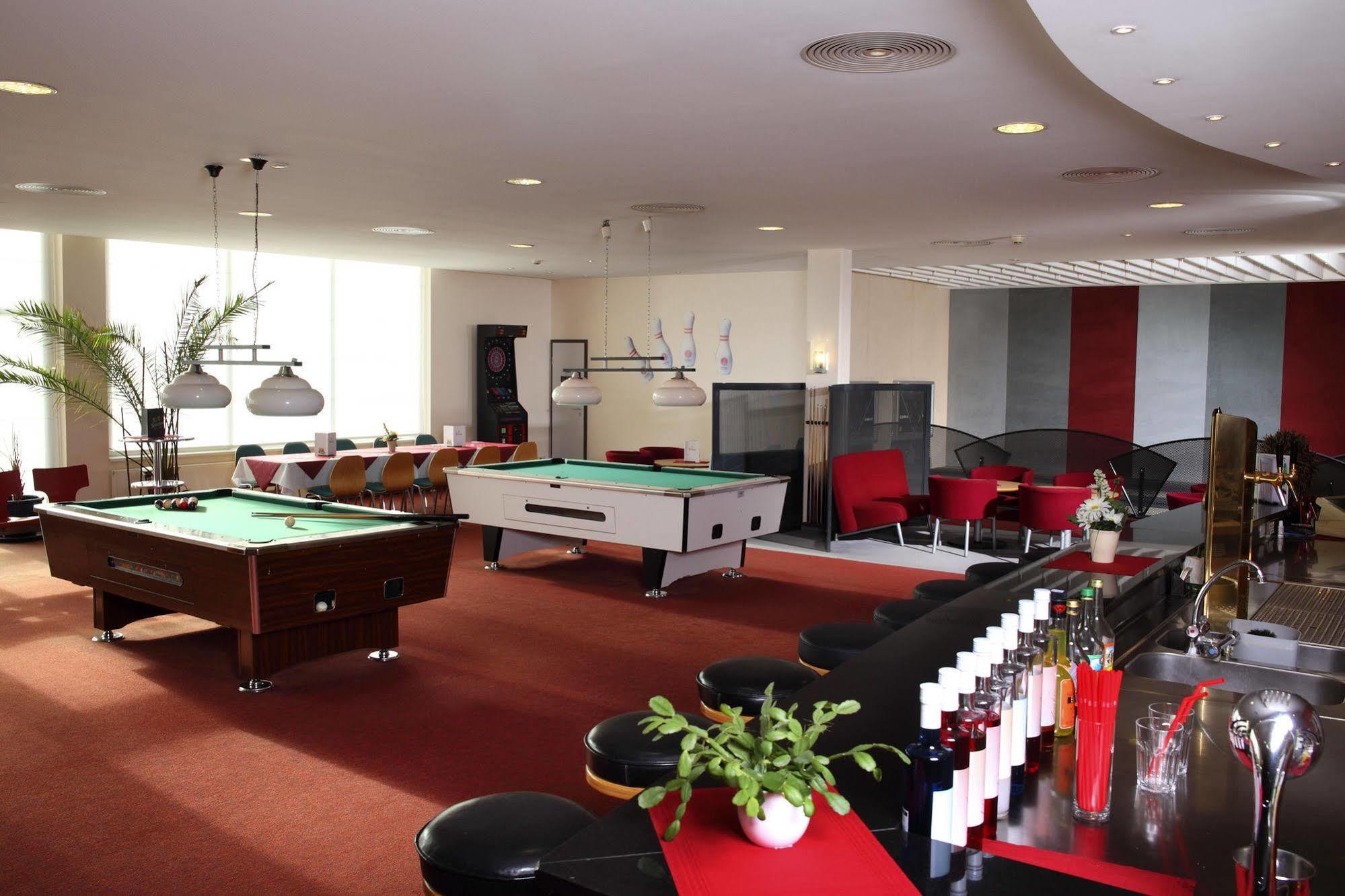 Vch Hotel Greifswald Extérieur photo