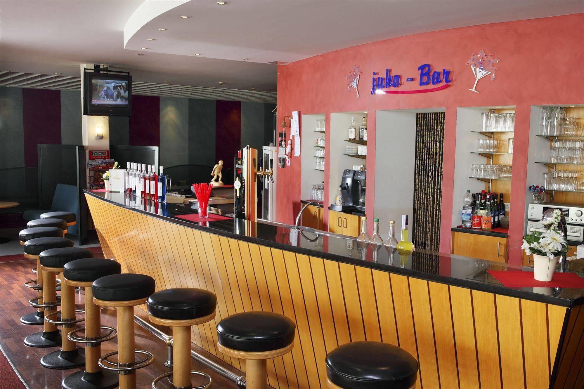 Vch Hotel Greifswald Extérieur photo