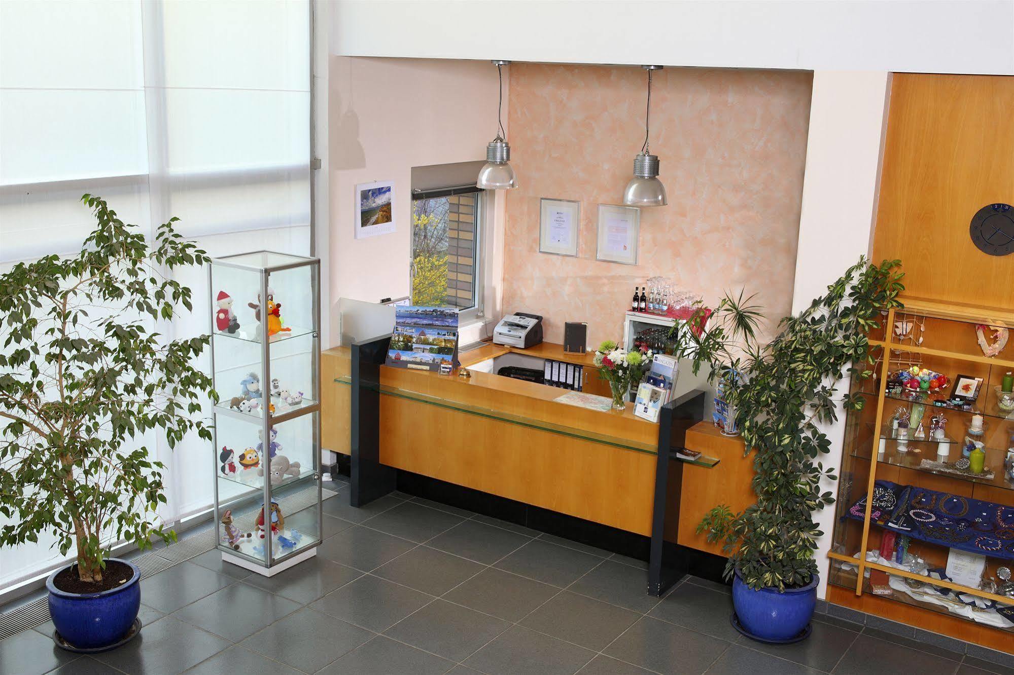 Vch Hotel Greifswald Extérieur photo